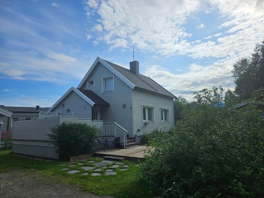 House Near Reisa National Park, Aurora And The Midnight Sun *